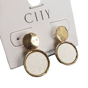 City NWT Druzy Earrings